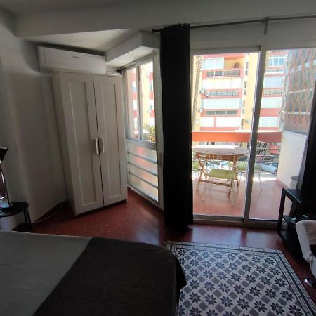 Flat2 Studio 150M From The Beach With Pool Torre Del Mar Bagian luar foto